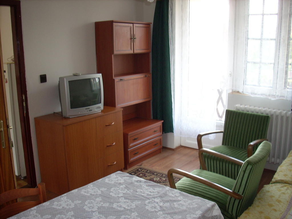 Fanni Vendeghaz Hotel Miskolc Room photo